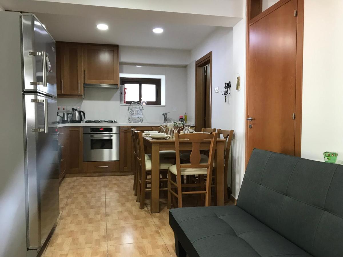 Giannoullas Luxury2Bedroom House In กาโลปานาโยติส ภายนอก รูปภาพ