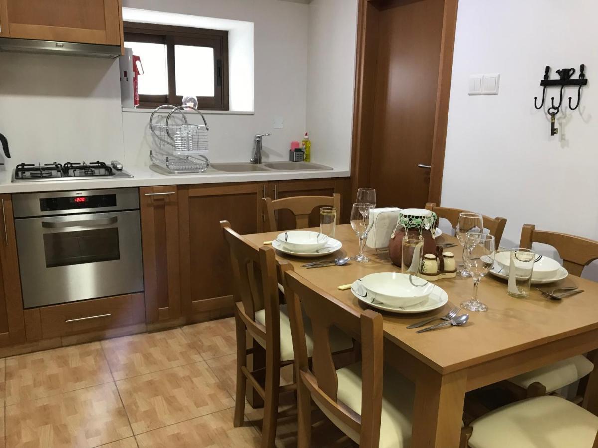 Giannoullas Luxury2Bedroom House In กาโลปานาโยติส ภายนอก รูปภาพ